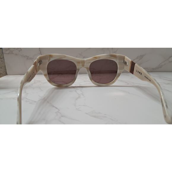 NEW Gwen Stefani L.A.M.B.  Tan & Cream Frame / Pink  Lens Women's Sunglasses - Picture 2 of 8